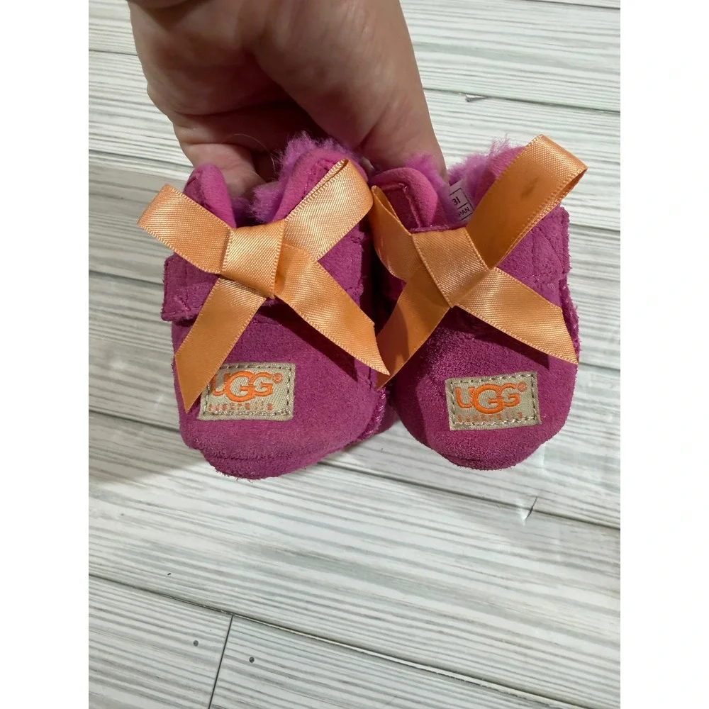 UGG Jesse Bow Pink Suede Orange Satin Bow Infant Booties 1006483I Size 0/1